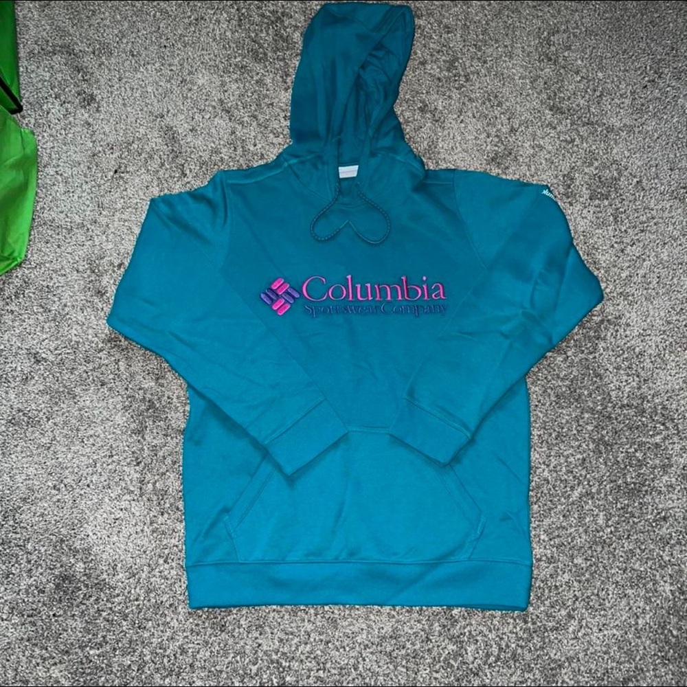Columbia Pullover Hoodie